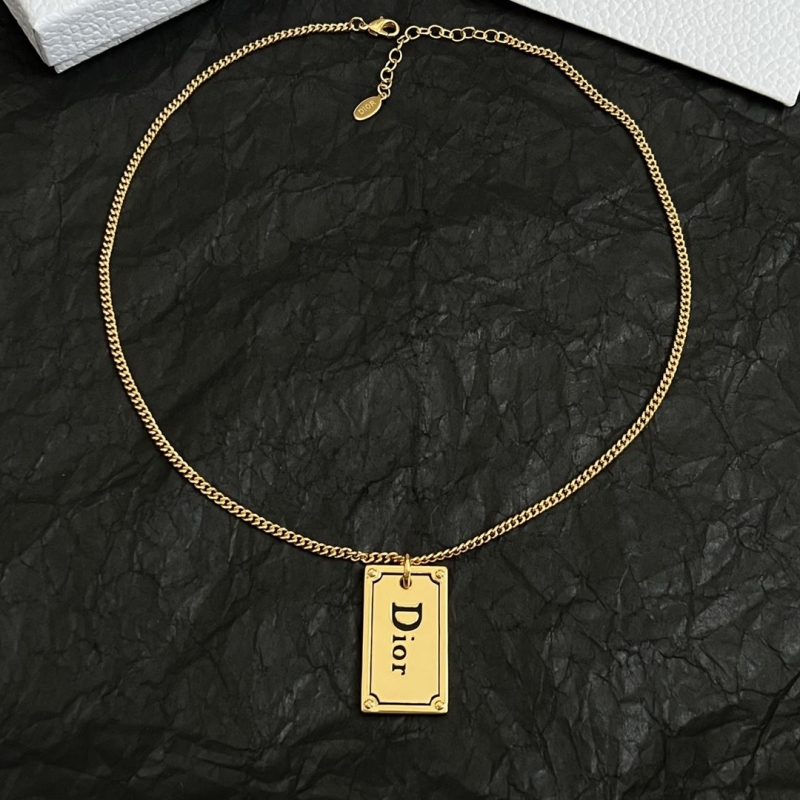 chr1st1an D10r necklaces